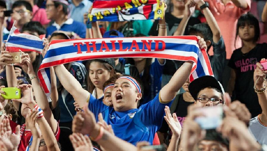 CĐV Thái Lan không phải cách ly khi đến Singapore xem AFF Cup