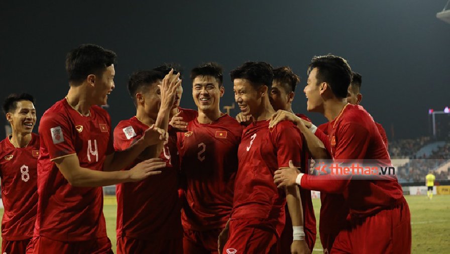 ĐT Việt Nam lên đường sang Singapore từ sáng sớm, chuẩn bị đá trận thứ 3 tại AFF Cup 2022