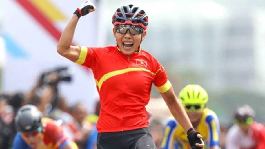 Nữ cua-rơ Nguyễn Thị Thật giành chức vô địch xe đạp đường trường châu Á 2022