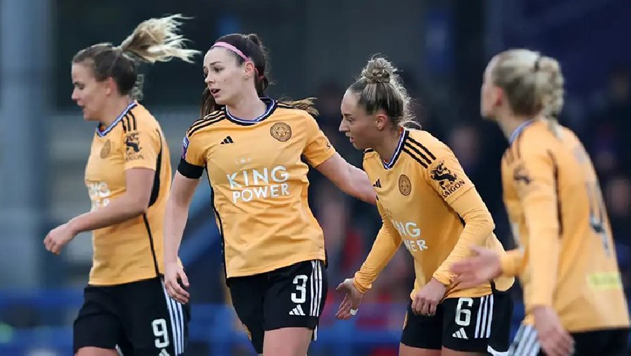 Chuyện lạ ở đội nữ Leicester: HLV bị sa thải vì yêu học trò