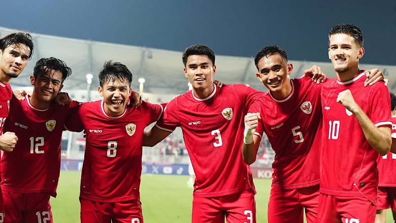 Indonesia lại được thi đấu ở 'sân bóng phong thuỷ', hứa hẹn quật ngã Uzbekistan