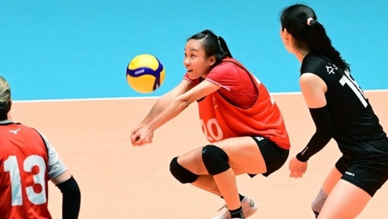 Sao bóng chuyền nữ Việt Nam được khen ngợi khi thử việc tại Hàn Quốc