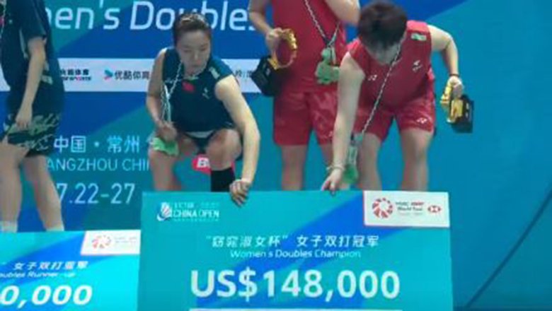 Nhà vô địch cầu lông Olympic 'trộm' bảng vô địch của đồng đội ở Trung Quốc Mở rộng