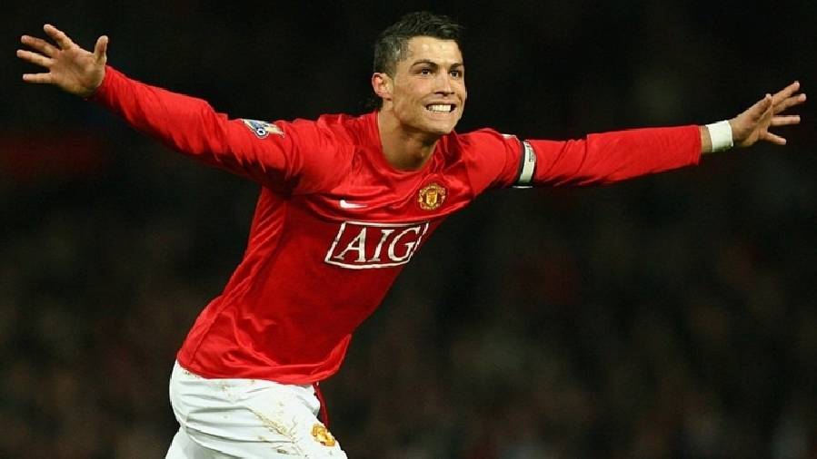 Lộ ghi âm của Ronaldo trước giờ đến MU: 'Cả thành Manchester đang giành giật tôi'