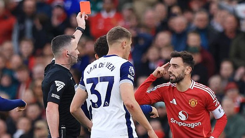 Bruno Fernandes nhận thẻ đỏ tranh cãi trước Tottenham