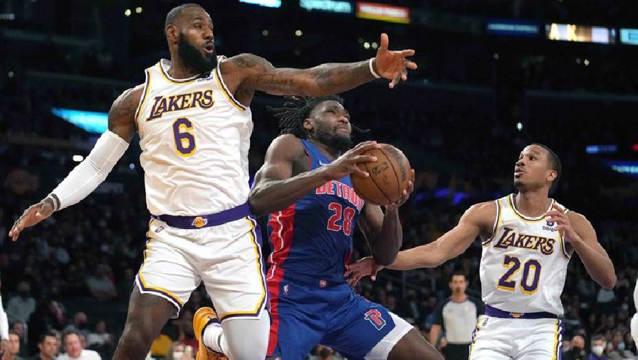 Kết quả Lakers 110-106 Pistons: Stewart lại ôm hận trước LeBron James