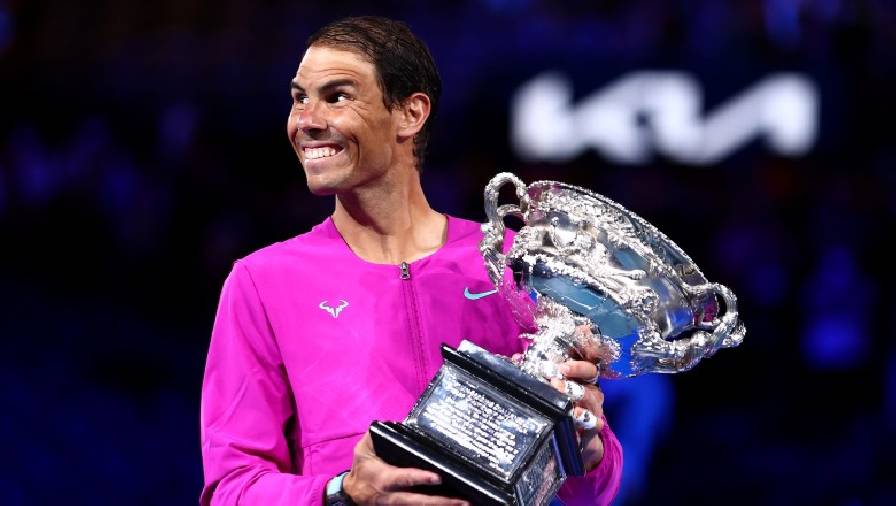 Nadal: Không hiểu sao tôi có thể lội ngược dòng trước Medvedev
