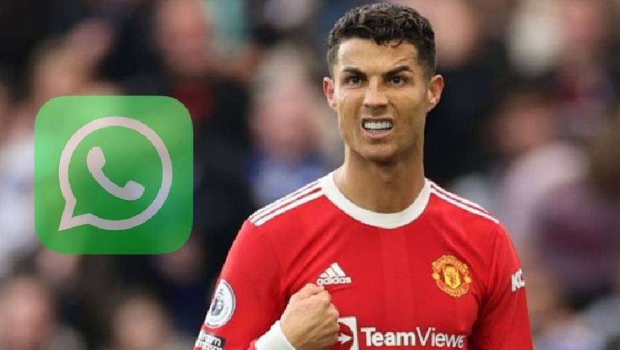 Ronaldo gia nhập hội trẻ trâu thích nhắn tin ở MU