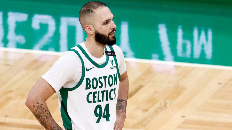 Evan Fournier thiết lập 'kỷ lục' trong ngày ra mắt Boston Celtics