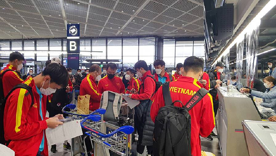 ĐT Việt Nam lên đường về nước sau trận cuối cùng vòng loại World Cup 2022 tại Nhật Bản