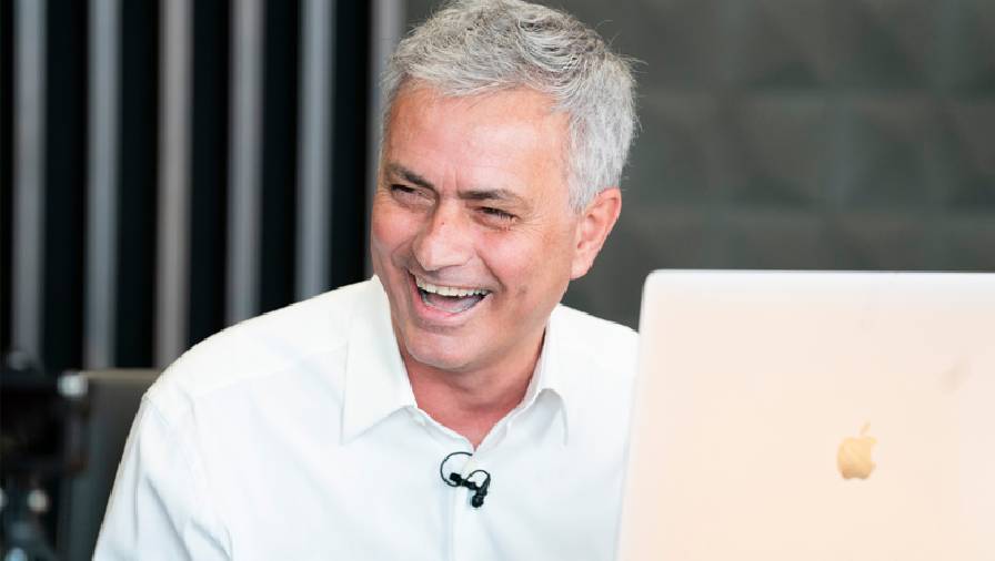 Mourinho hát hò tưng bừng mừng Anh vào tứ kết EURO