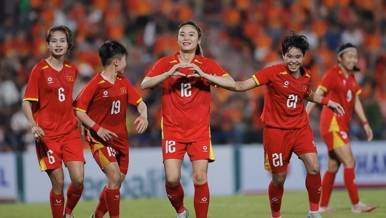 Thắng đậm 7-0, hàng công ĐT nữ Việt Nam vẫn bị HLV Mai Đức Chung ‘bắt lỗi’