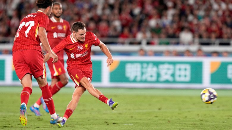 Tân binh 130 triệu euro tỏa sáng, Liverpool ngược dòng đánh bại CLB Nhật Bản