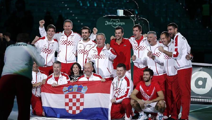 Croatia đánh bại Italia, giành vé bán kết đầu tiên tại Davis Cup 2021