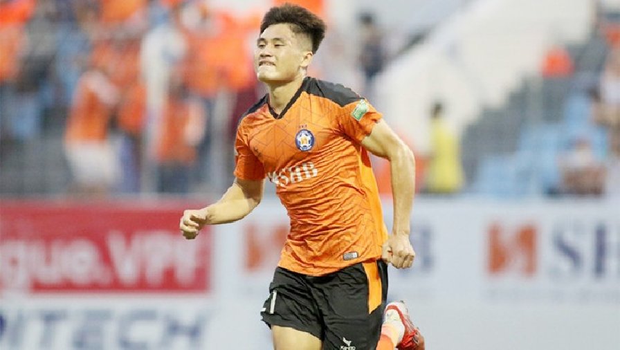 Nguyễn Phi Hoàng là ai? Cầu thủ trẻ xuất sắc nhất V.League 2022 đang khoác CLB nào