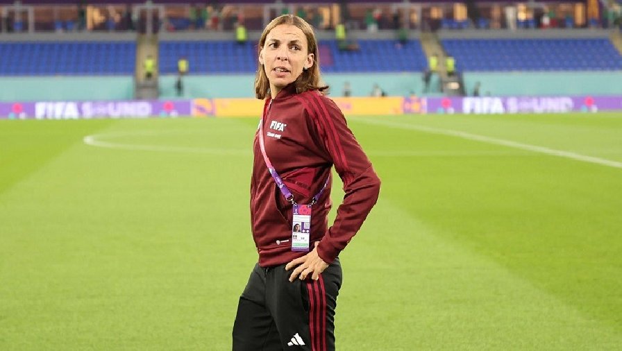 Trọng tài nữ lần đầu tiên trong lịch sử World Cup điều hành trận Costa Rica vs Đức