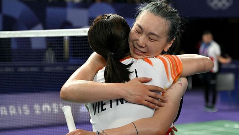 Thùy Linh cảm ơn 'chị gái' Zhang Beiwen sau trận đấu ở Olympic Paris 2024