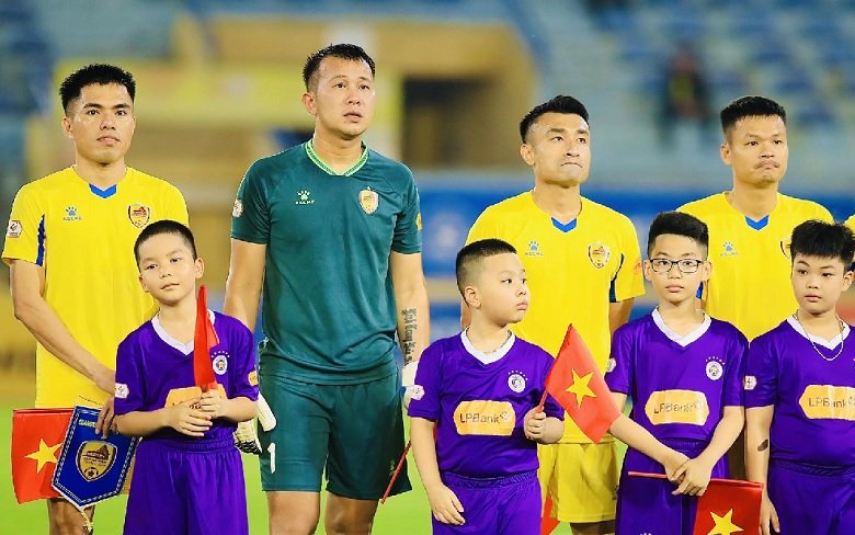 CLB Quảng Nam trễ hạn chót của VPF, không thể trụ lại V.League?