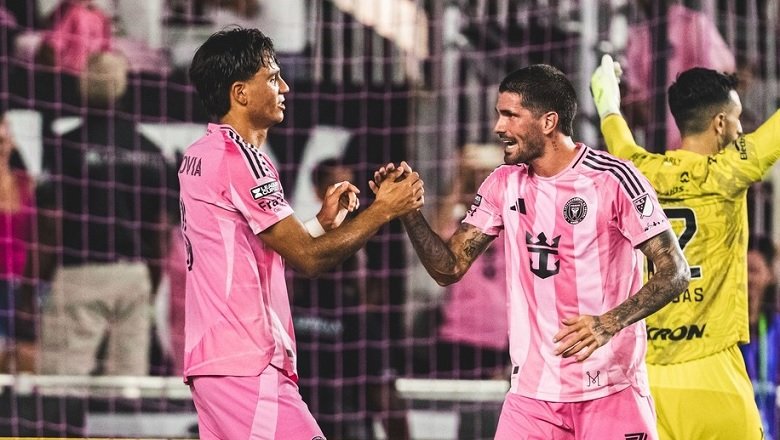 Inter Miami thắng kịch tính trong ngày 'cận vệ' của Messi ra mắt