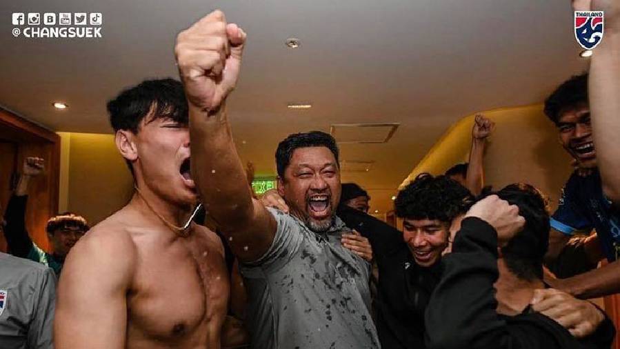 Thái Lan ăn mừng điên dại sau khi thoát 'cửa tử' ở vòng loại U23 châu Á 2022