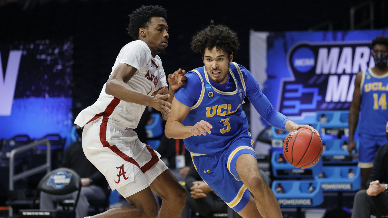 Cùng UCLA nhấn chìm Alabama trong hiệp phụ, tài năng gốc Việt Johnny Juzang bước vào Tứ kết March Madness - Ảnh 3