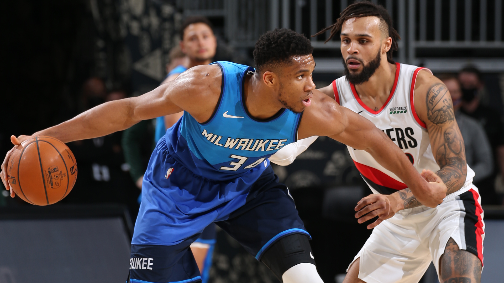 Xem trực tiếp bóng rổ NBA ngày Portland Trail Blazers vs Milwaukee Bucks (10h00) - Ảnh 1