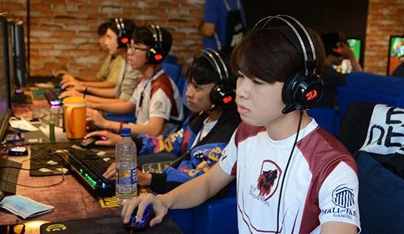 Zeros sống trong ‘gia đình Esports’ cực hiếm ở Việt Nam - Ảnh 2