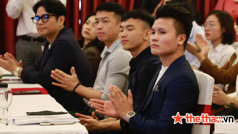 Quang Hải tham dự lễ khai giảng, chính thức trở thành sinh viên ĐHQG Hà Nội - Ảnh 1
