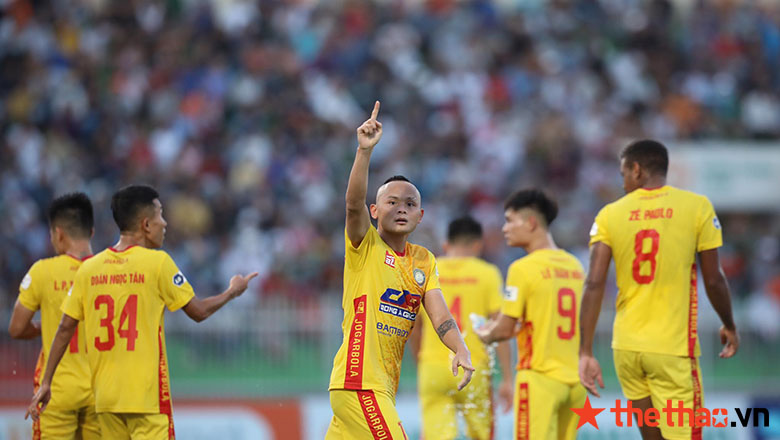 Kèo trái dị nhất nhì V-League lập siêu phẩm trận Bình Định vs Thanh Hóa - Ảnh 1