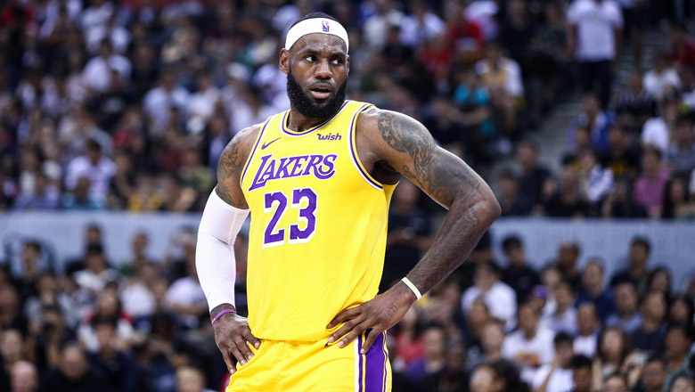 LeBron James bị chỉ trích là 