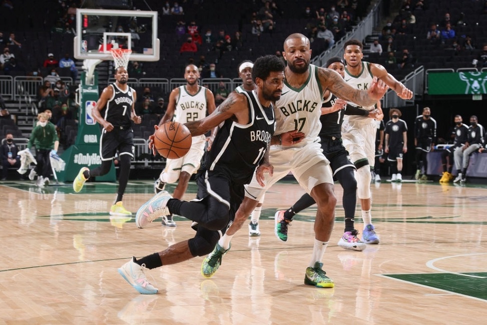 Brooklyn Nets bất lực trước sức mạnh của Á Thần Giannis Antetokounmpo - Ảnh 5