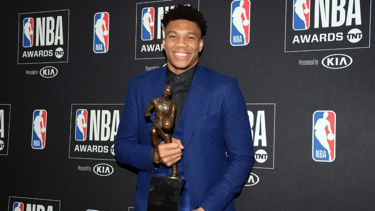 Top 10 cầu thủ trẻ nhất giành được MVP trong lịch sử NBA (Kỳ 1) - Ảnh 4
