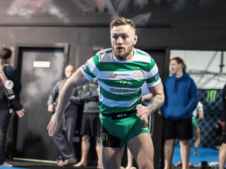 Conor McGregor dự tính mua cổ phần của đội bóng Celtic - Ảnh 1