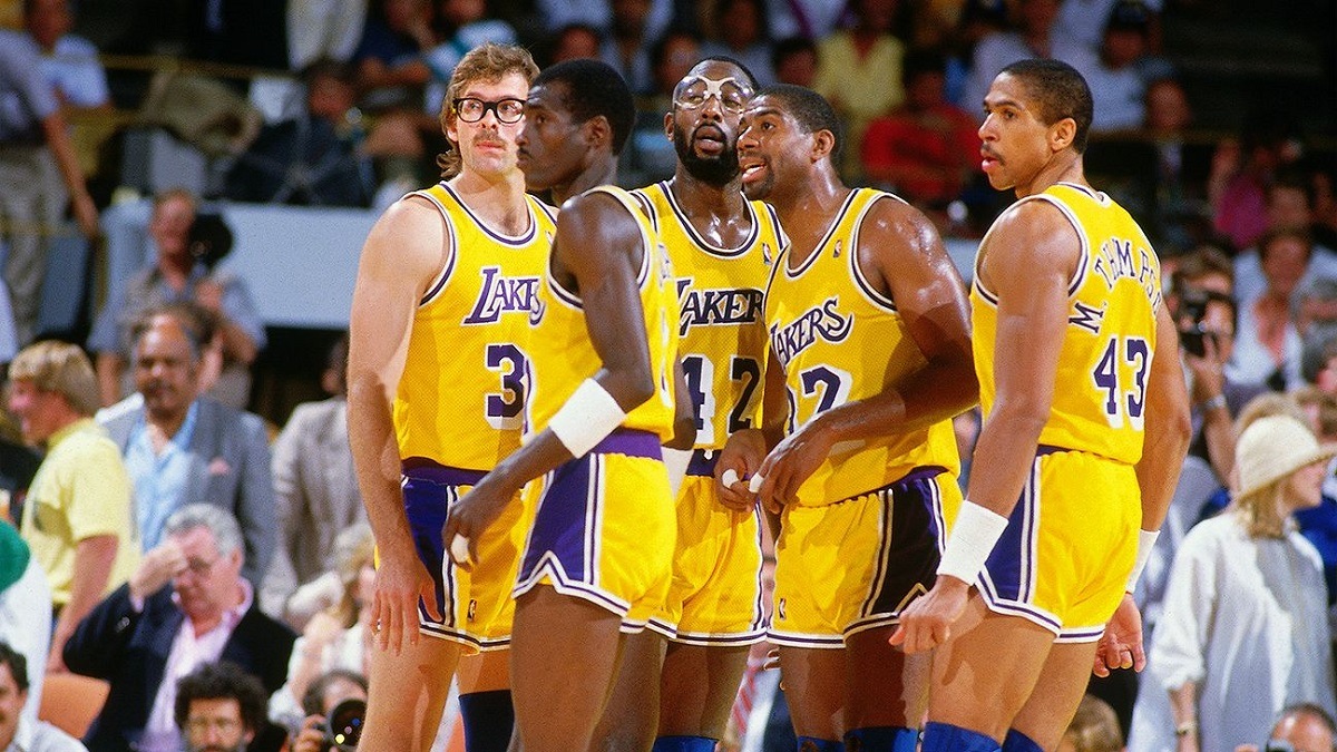 Tiếp bước Chicago Bulls, loạt phim tài liệu về LA Lakers sắp lên sóng - Ảnh 1