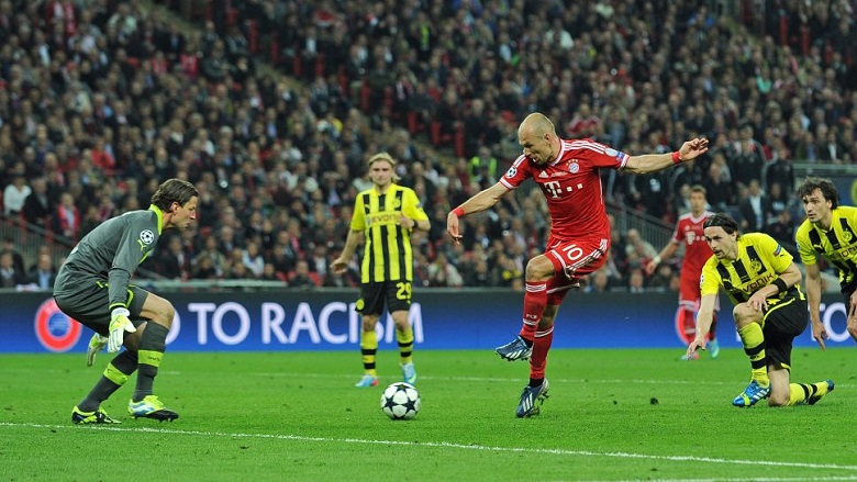 Lần gần nhất Wembley tổ chức chung kết Champions League là trận Bayern gặp Dortmund mùa 2012/13