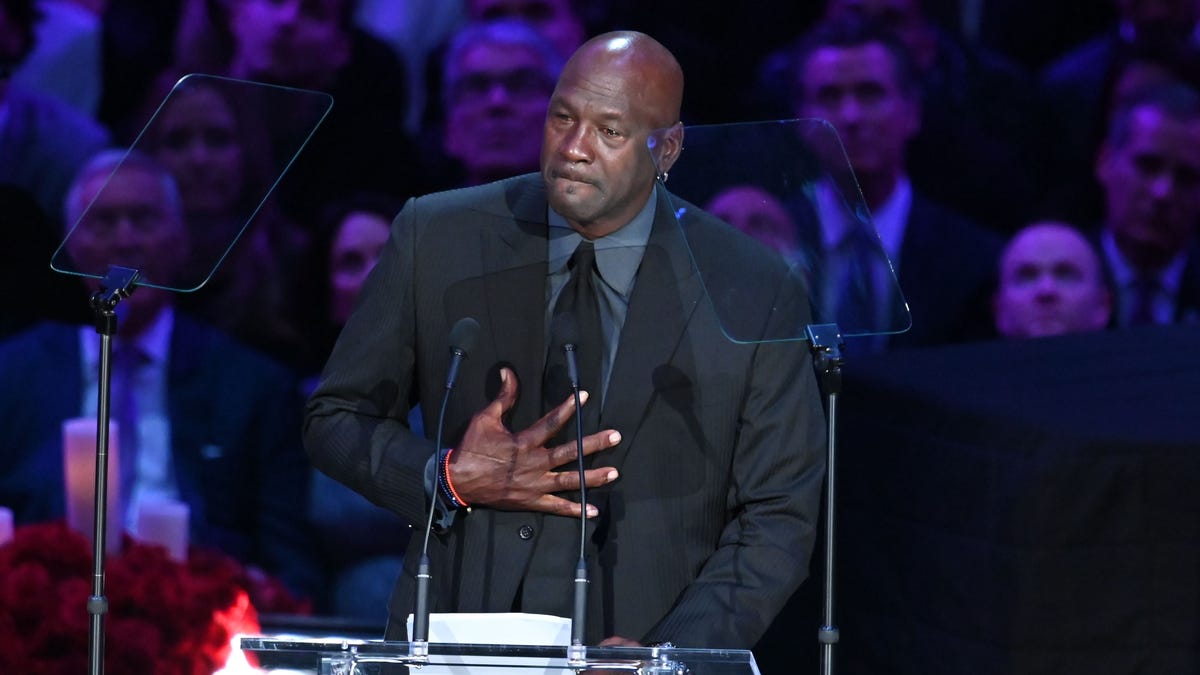 Michael Jordan hé lộ cuộc tán gẫu cuối cùng với Kobe Bryant - Ảnh 3