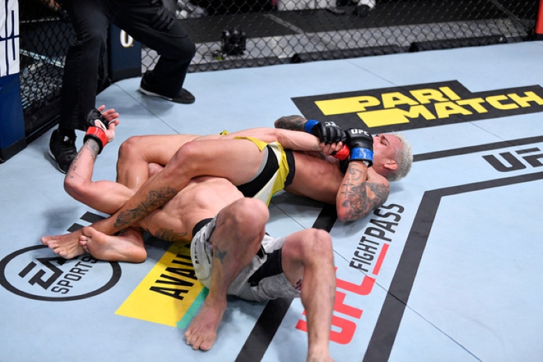 UFC 262: Michael Chandler nói Charles Oliveira có thể là “đối thủ đáng sợ nhất” mà anh từng đối mặt - Ảnh 3