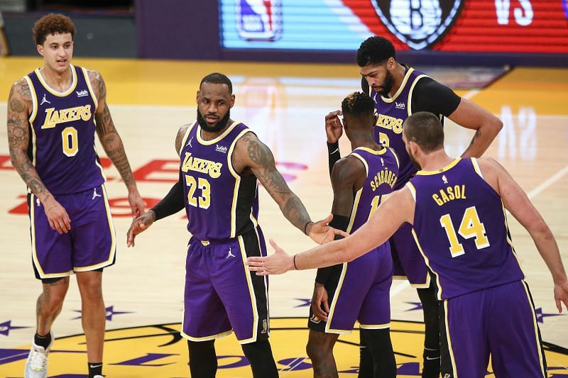 Nhận định bóng rổ NBA Play-in ngày 20/5: LA Lakers vs Golden State Warriors (9h00) - Ảnh 2