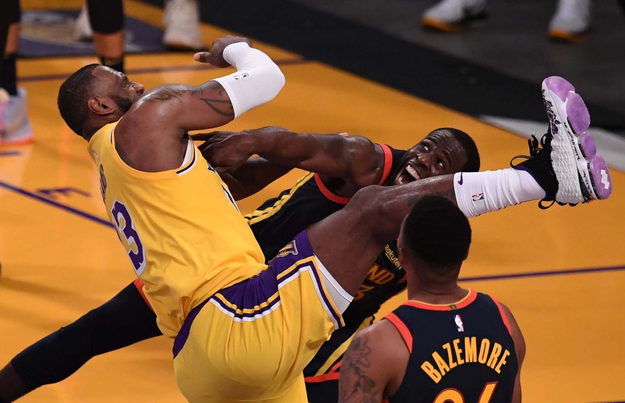 Tin vui với LA Lakers, Lebron James sẵn sàng ra sân đối đầu với Phoenix Suns - Ảnh 1
