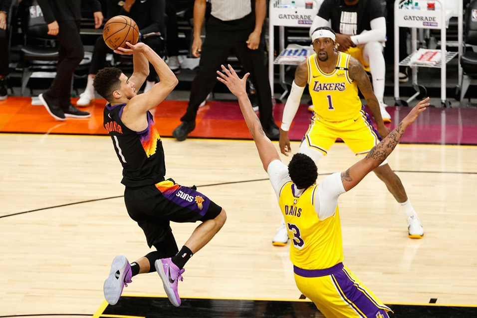 Anthony Davis hồi sinh, LA Lakers quật cường hạ gục Phoenix Suns ở Game 2 - Ảnh 1