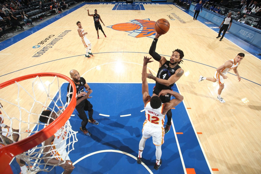 Derrick Rose dẫn dắt New York Knicks lội ngược dòng ấn tượng trước Atlanta Hawks trong Game 2 - Ảnh 1