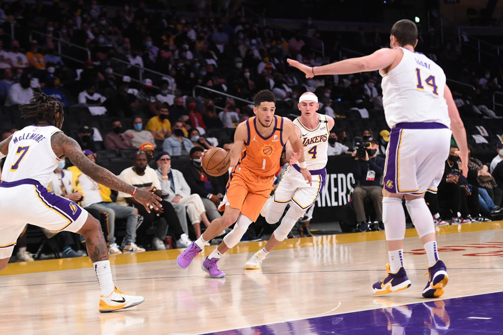 Anthony Davis chấn thương, LA Lakers gục ngã trước Phoenix Suns - Ảnh 2