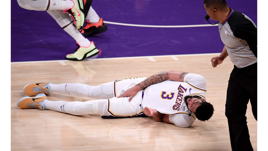 LA Lakers không hề lạc quan trước tình hình chấn thương của Anthony Davis - Ảnh 1