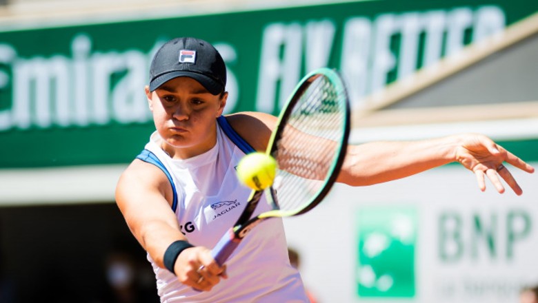 Số 1 nữ thế giới Ashleigh Barty tan mộng vô địch Roland Garros vì chấn thương - Ảnh 1