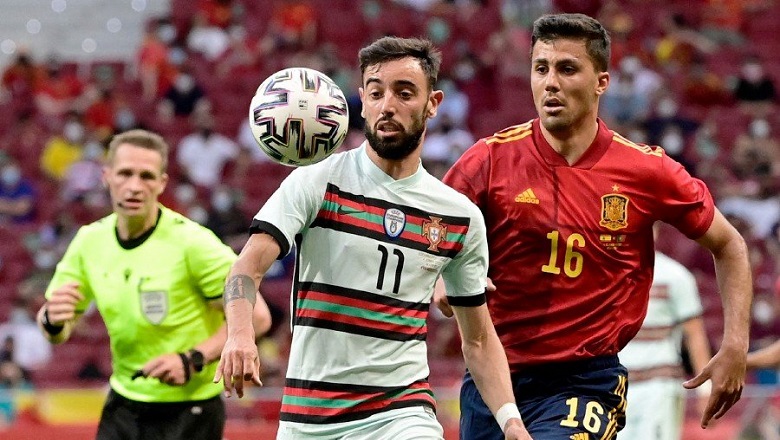 'Bruno Fernades đang sa sút, khó tỏa sáng ở EURO 2021' - Ảnh 1