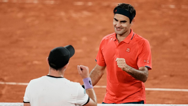 Federer vào vòng 4 Roland Garros: 3 tie-break nghẹt thở, 219 phút khổ chiến - Ảnh 2
