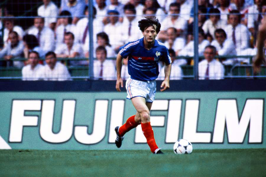 Kể chuyện EURO 1984: Thời của những người hùng bị lãng quên - Ảnh 1