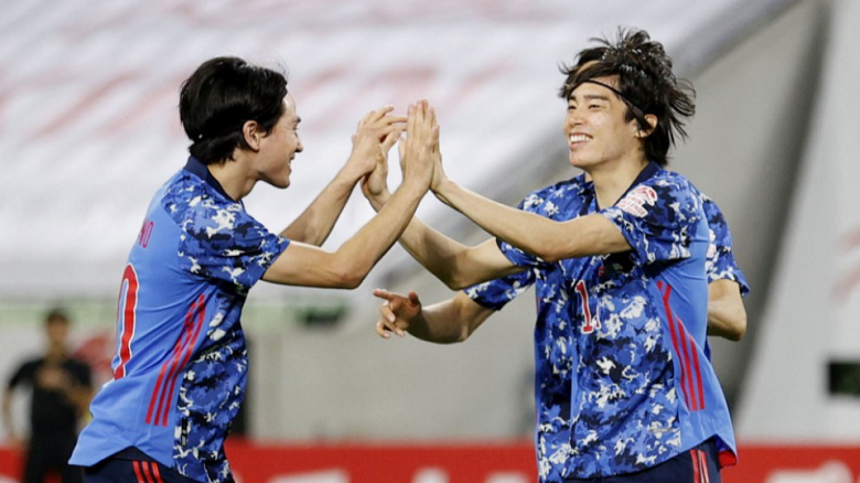 Video bàn thắng Nhật Bản vs Serbia: Chiến thắng cho 'Samurai xanh' - Ảnh 2