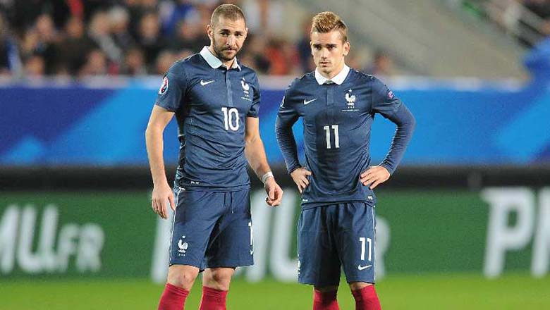 HLV ĐT Pháp báo tin vui về Benzema và Griezmann - Ảnh 1