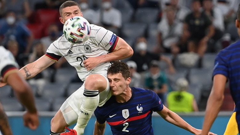 Sao Pháp mất ý thức tạm thời trong trận thắng Đức - Ảnh 1